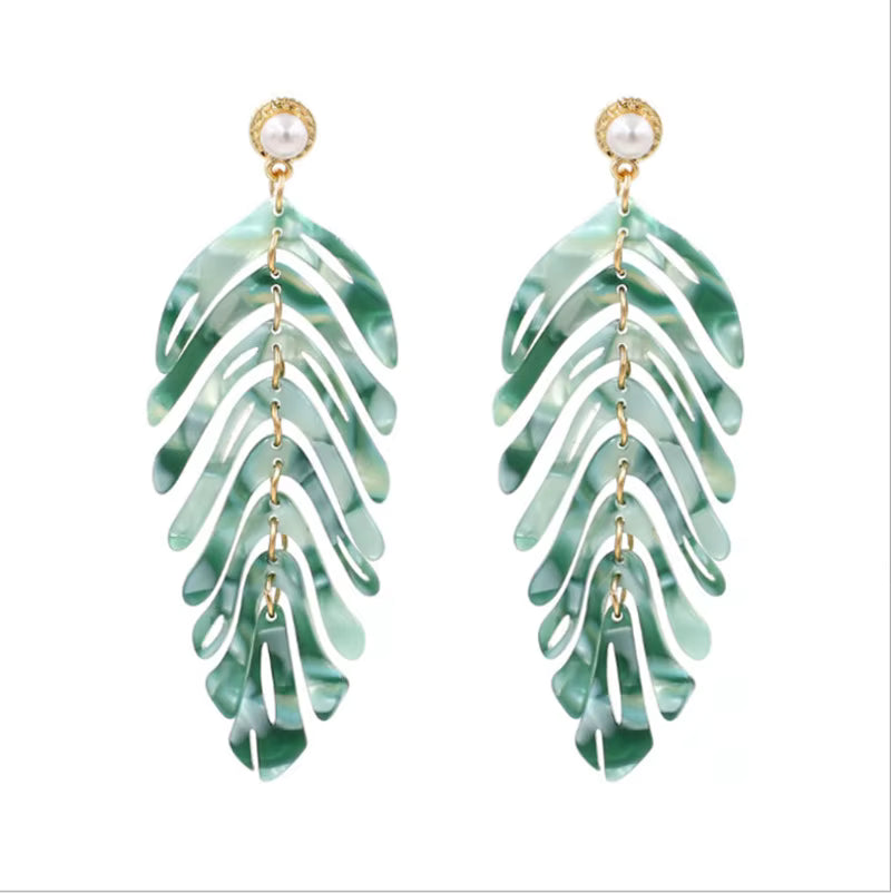 Minar Cute Colorful Resin Arcylic Leaf Drop Earrings